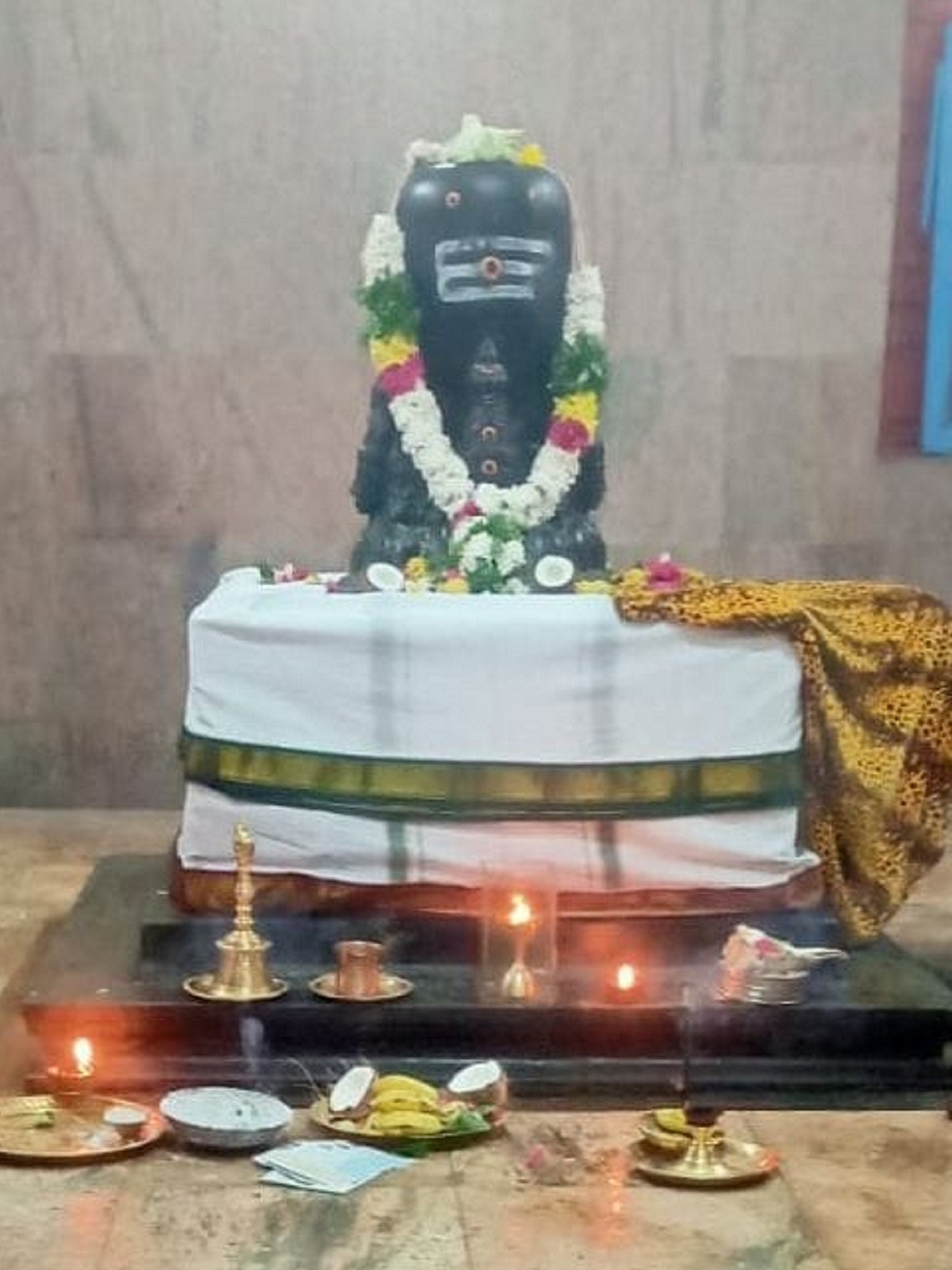 Sri Tatwalingeshwarar photo 2
